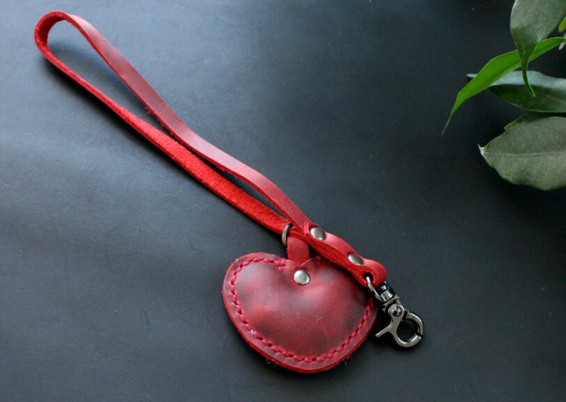 Red Heart wristlet keychain