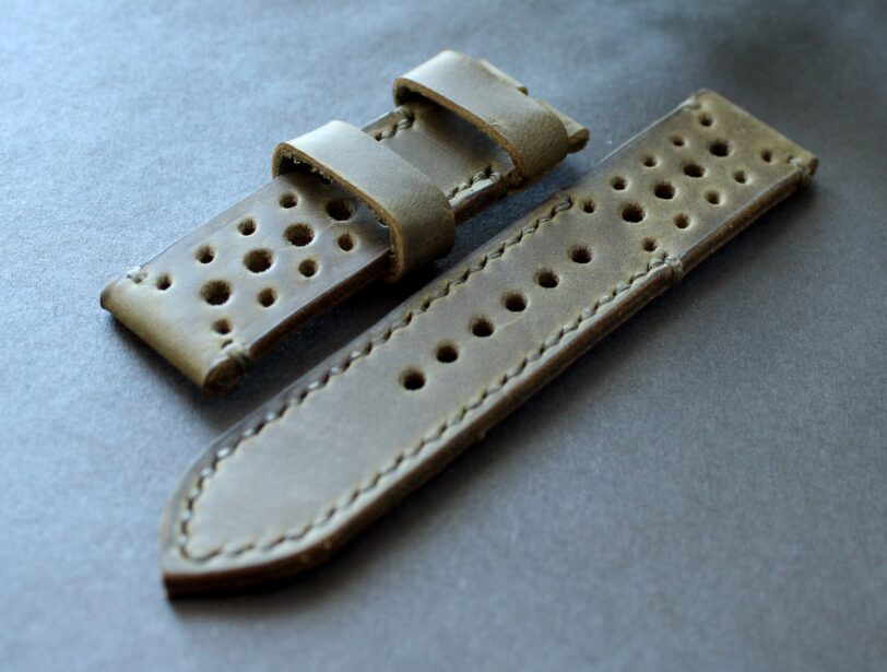 Watch strap Moss Army green perforated