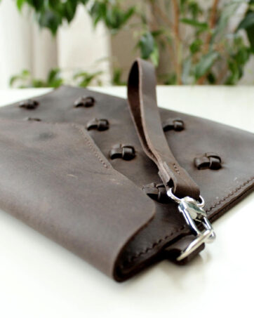 Leather clutch bags coffee Brown