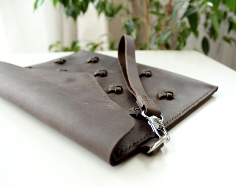 Leather clutch bags coffee Brown