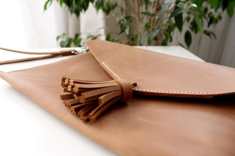 Leather clutch bags Ligth Brown