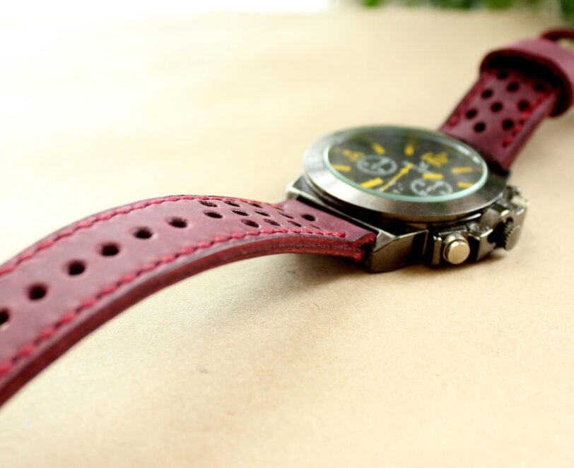 Watch strap Purple perforated