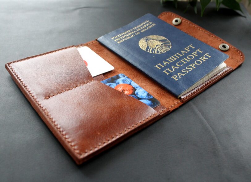Passport wallet holder Cognac Brown