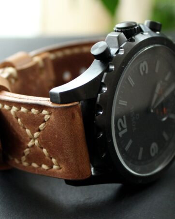 Watch band Brown
