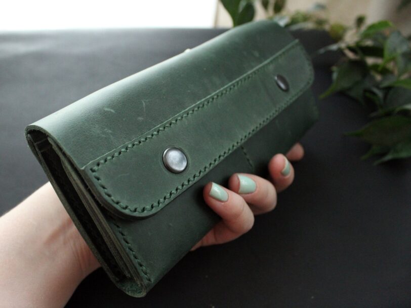 Large women’s wallet Green