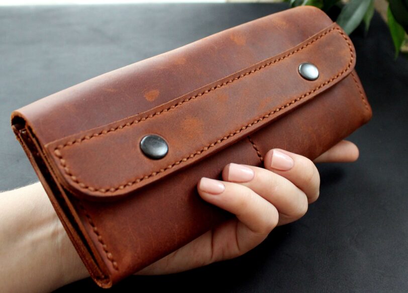 Large women’s wallet Brick Brown