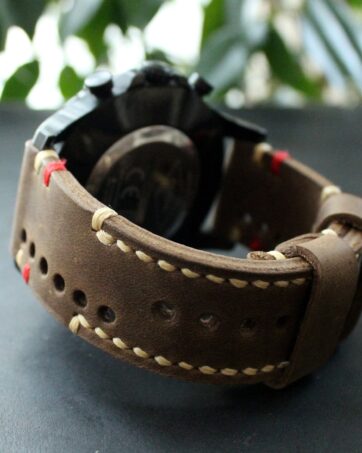 Watch strap Olive perforated