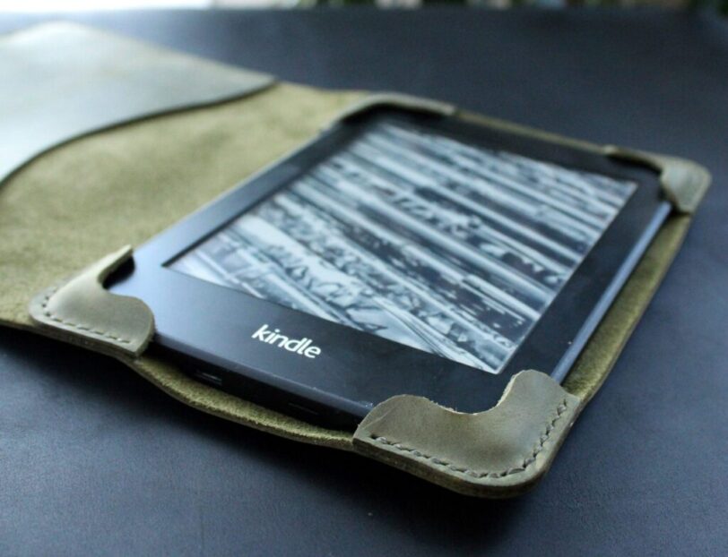 Kindle Paperwhite case moss green