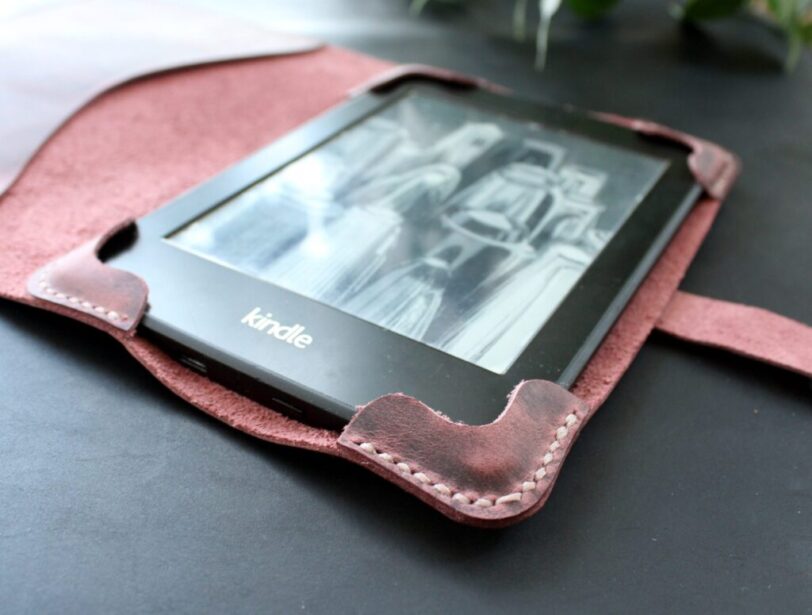 Kindle Paperwhite case rose