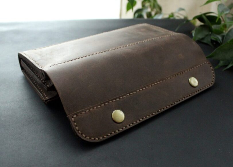 Large wallet coffee