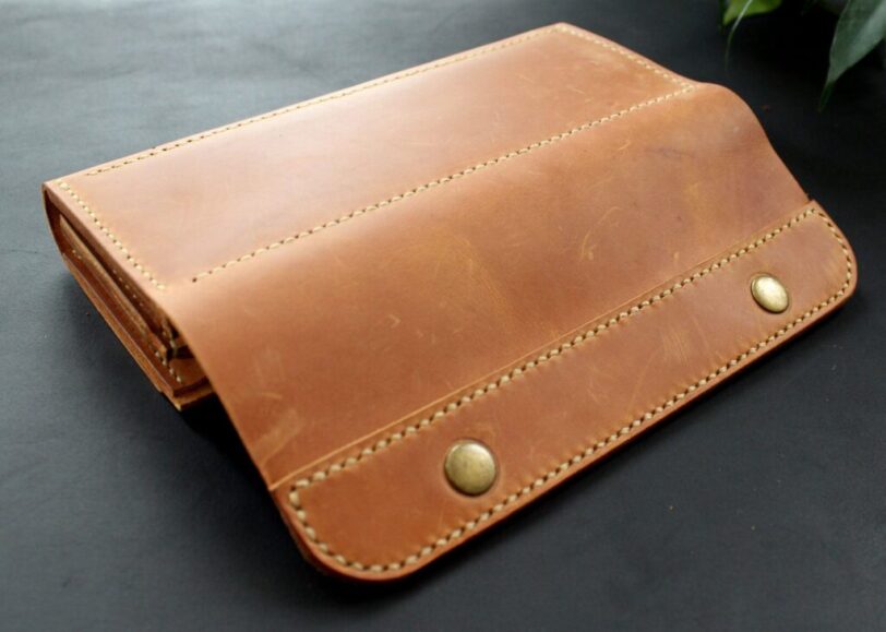 Large wallet light brown