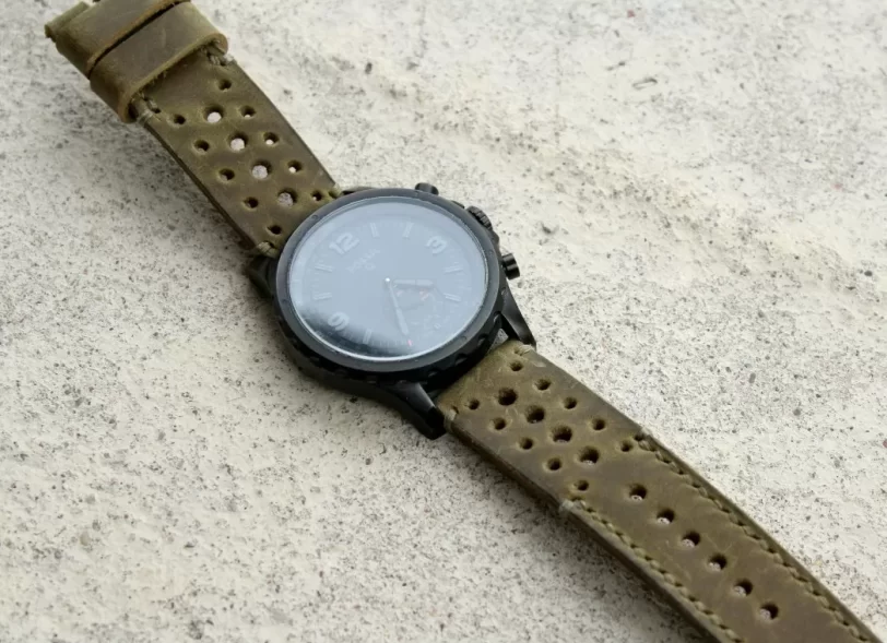 Watch strap moss army green perforated