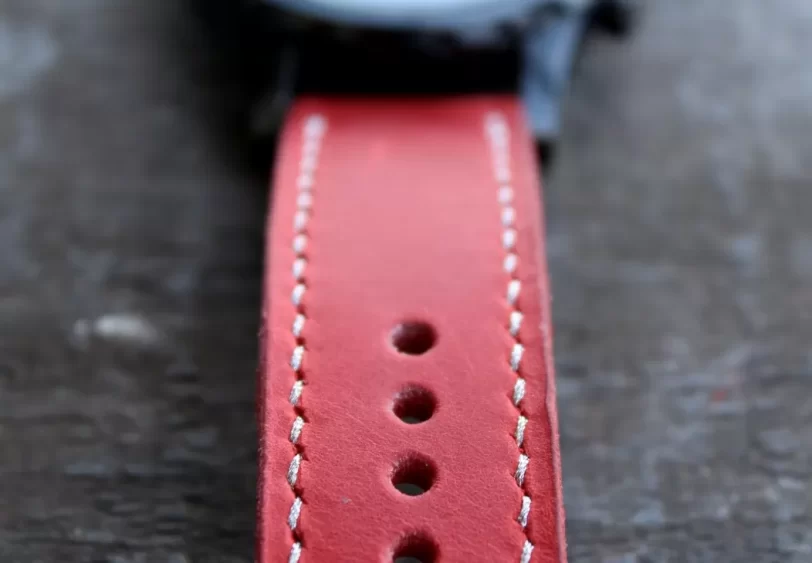 Watch band red thread rose gold